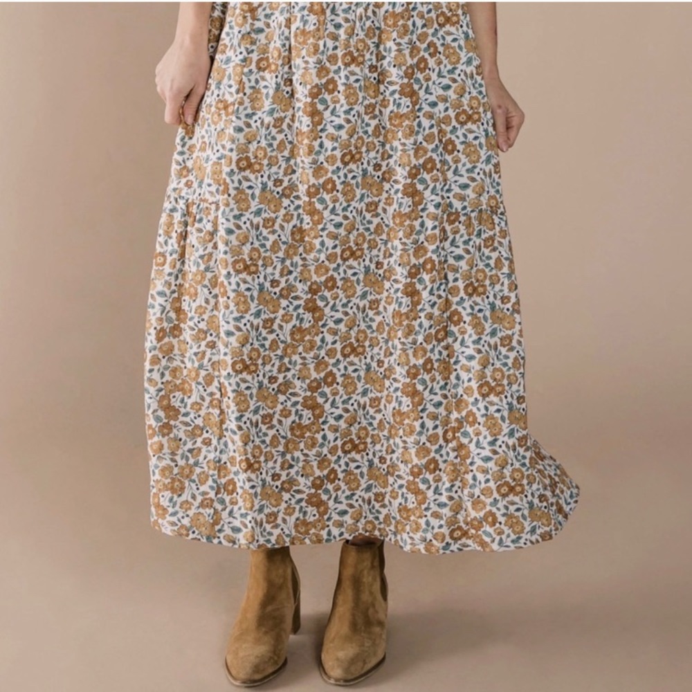 ISO Ry + crew skirt